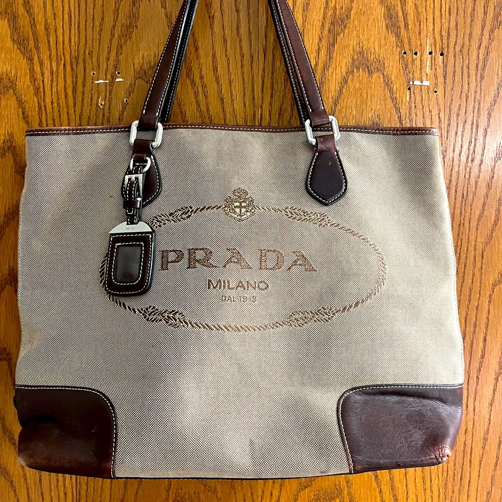 Prada logo jacquard tote bag